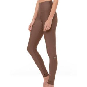 ALO YOGA High-Waist Airlift Leggings in Hot Cocoa - size small
